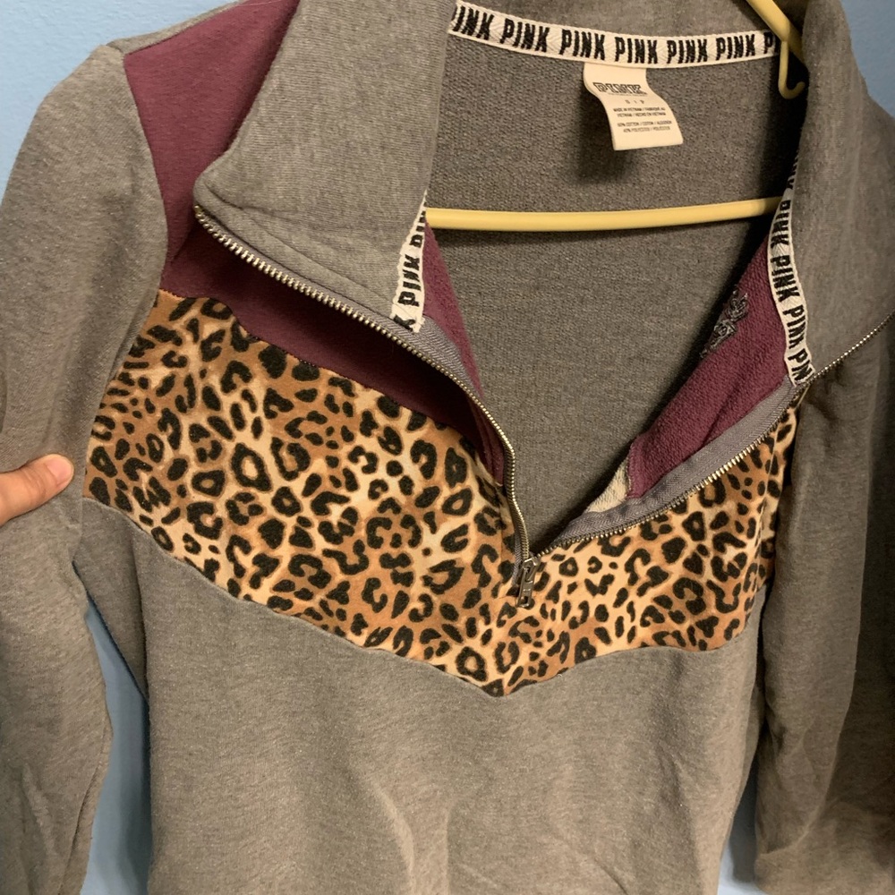 Women’s Victoria secret pullover